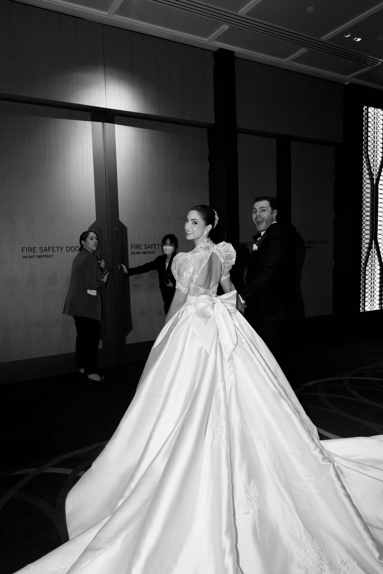 hyatt regency wedding, hyatt regency wedding venue, sydney harbour side weddings, sydney harbour view wedding venue, sydney CBD wedding venue, waterfront wedding venue, sydney luxury wedding venue, salt atelier, sydney wedding photography, sydney wedding venue,sydney weddings, sydney wedding photographer, weddings at hyatt regency